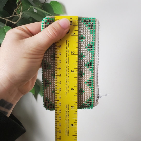 Beaded Nassau Coin Purse Green and White Seed Bead Pouch - Picture 10 of 12